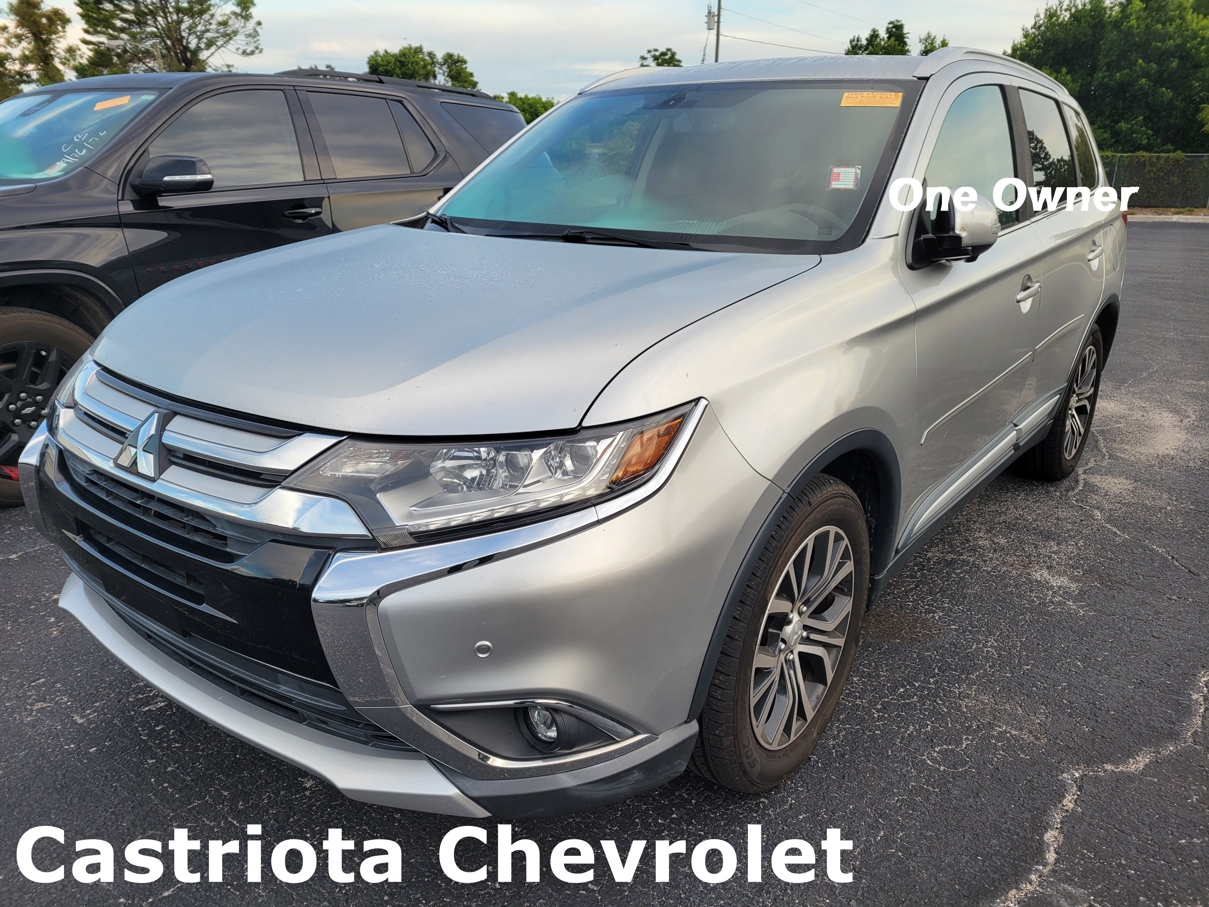 Used 2018 Mitsubishi Outlander SE FWD image 1