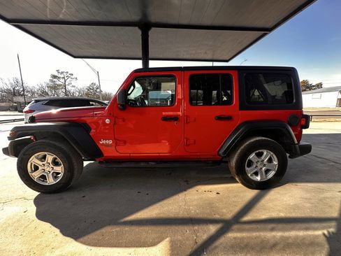Used 2019 Jeep Wrangler Unlimited Sport S image 5
