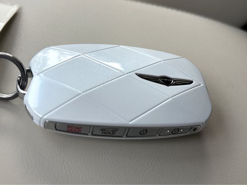 New 2026 Genesis GV70 2.5T image 40