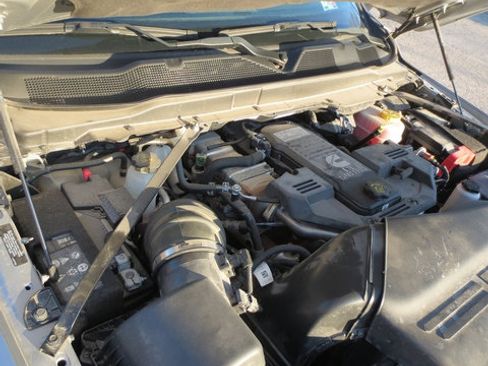 Used 2023 RAM 3500 Tradesman image 29