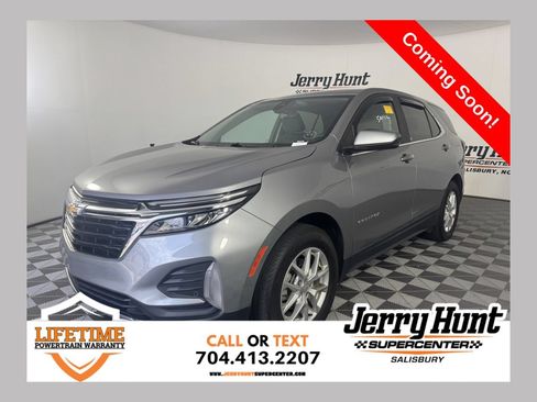 Used 2024 Chevrolet Equinox LT FWD image 1
