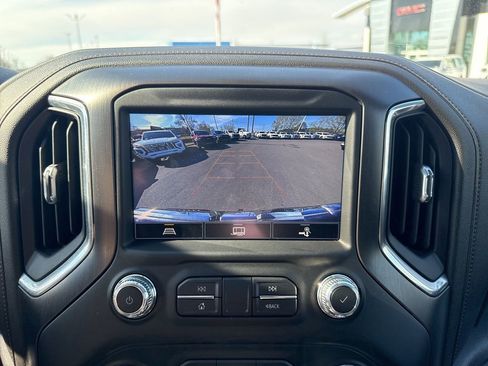 Used 2021 GMC Sierra 1500 AT4 w/ AT4 Preferred Package image 23