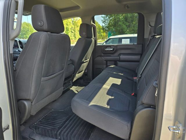 Used 2023 Chevrolet Silverado 2500 LT AWD/4WD image 11