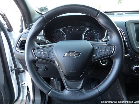 Used 2022 Chevrolet Equinox RS w/ LPO, Floor Liner Package AWD/4WD image 16