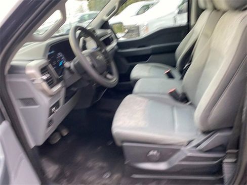 Used 2022 Ford F150 XLT image 11