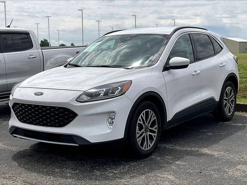 Used 2020 Ford Escape SEL FWD image 4