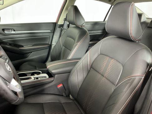 New 2025 Nissan Altima 2.5 SR w/ SR Premium Package image 10