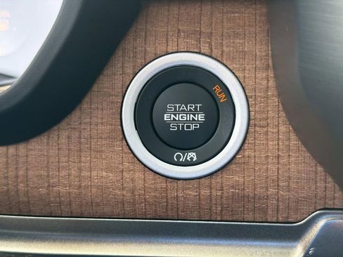 Used 2023 RAM 1500 Limited w/ Body Color Bumper Group image 38