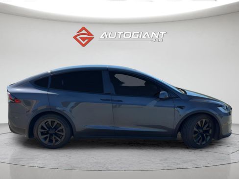 Used 2022 Tesla Model X image 6