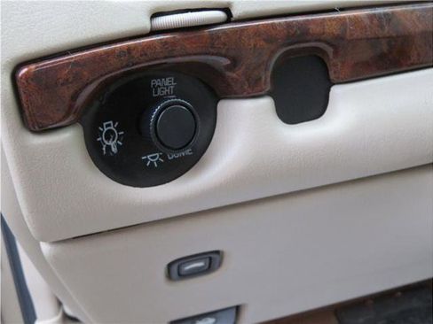 Used 2004 Chevrolet Impala w/ Preferred Equipment Group image 8