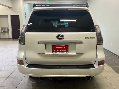 Used 2021 Lexus GX 460 Premium w/ Premium Package image 5