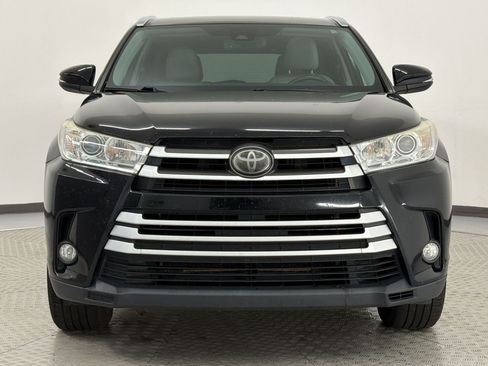 Used 2018 Toyota Highlander XLE FWD image 6