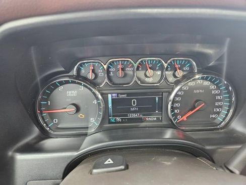 Used 2015 Chevrolet Silverado 2500 High Country w/ Duramax Plus Package image 15