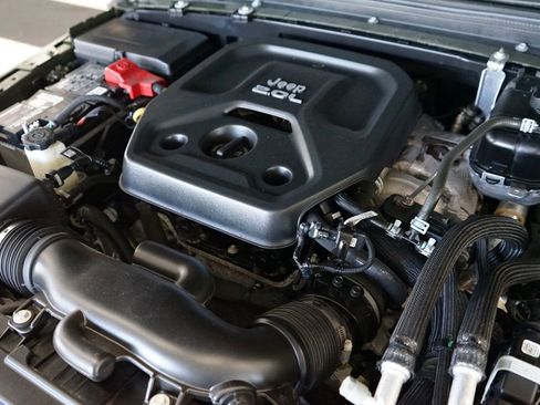 Used 2023 Jeep Wrangler Unlimited Sahara w/ Dual Top Group AWD/4WD image 52