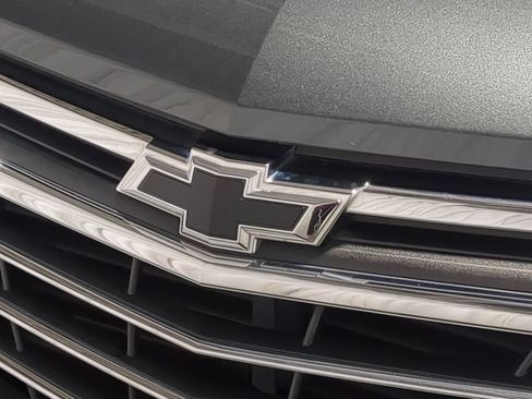 Used 2020 Chevrolet Equinox Premier FWD image 15