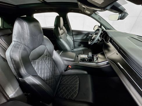 Used 2025 Audi SQ7 Prestige image 30