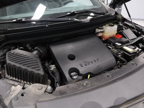 Used 2023 Buick Enclave Essence w/ Experience Buick Package image 16