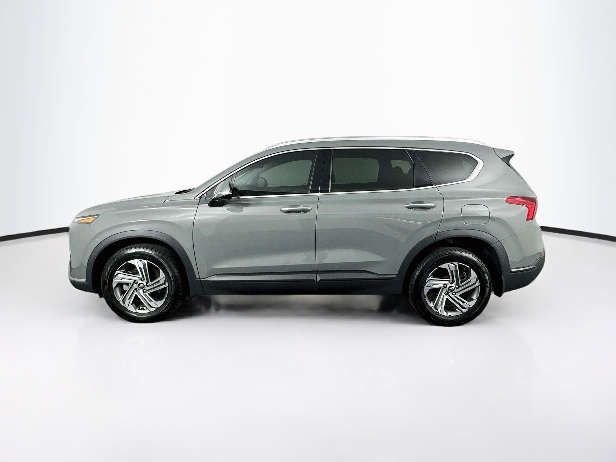 Used 2023 Hyundai Santa Fe SEL w/ Cargo Package FWD image 10