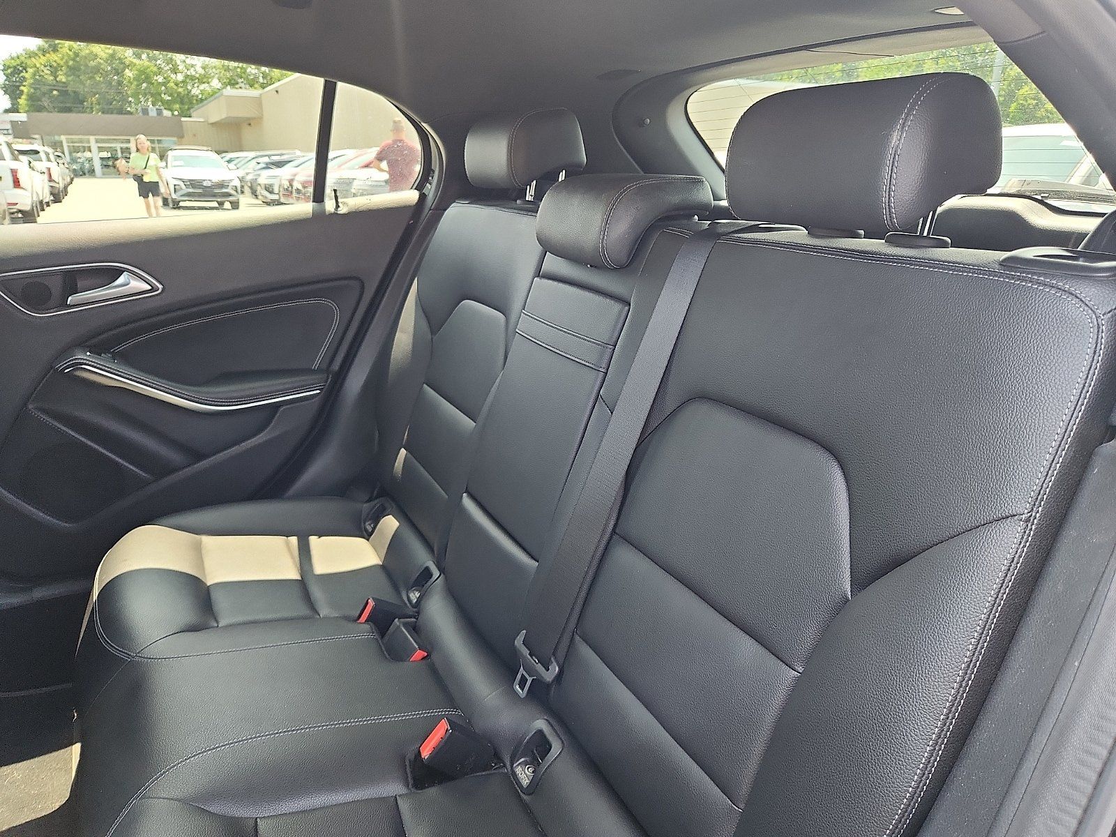 Used 2018 Mercedes-Benz GLA 250 4MATIC image 25