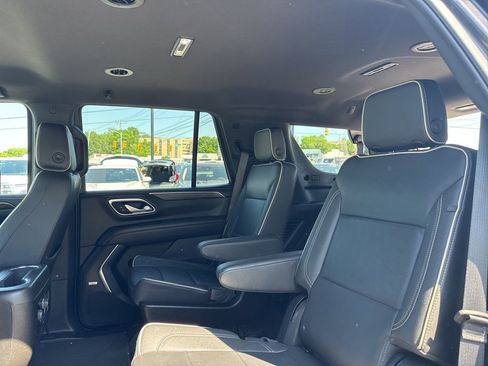 Used 2024 Chevrolet Tahoe Premier AWD/4WD image 28