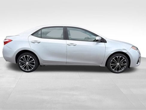 Used 2016 Toyota Corolla S FWD image 8