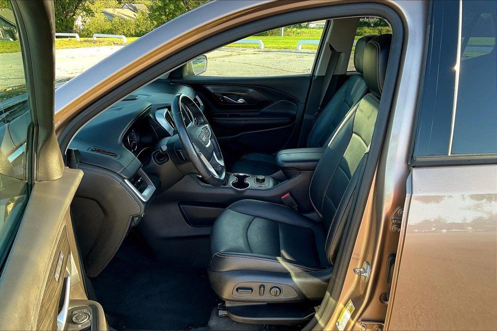 Used 2018 GMC Terrain SLT w/ Preferred Package FWD image 22