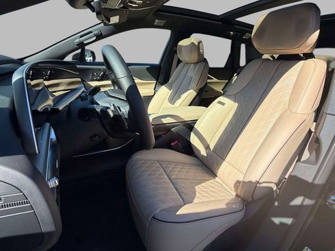 New 2026 Cadillac Lyriq V AWD/4WD image 2