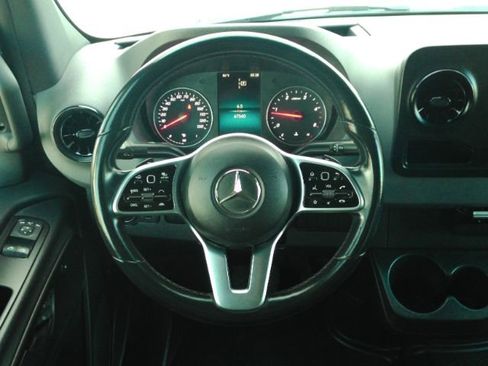 Used 2021 Mercedes-Benz Sprinter 2500 w/ Exterior Lighting Package image 30