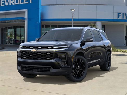 New 2026 Chevrolet Traverse LT w/ Enhanced Driving Package image 6