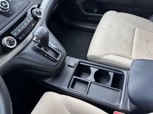 Used 2016 Honda CR-V SE image 9