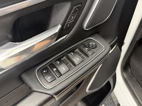 Used 2023 RAM 1500 Laramie AWD/4WD image 26