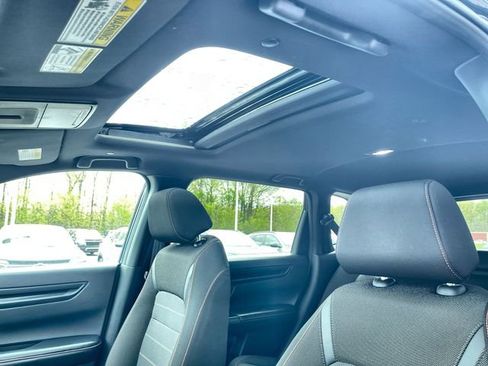 Used 2025 Honda CR-V Sport image 18