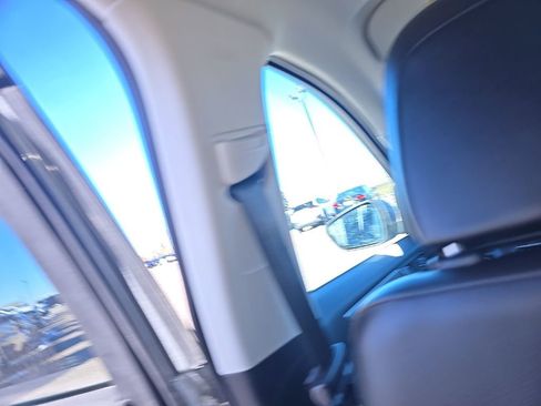 Used 2022 Ford Escape SEL w/ Class II Trailer Tow Package image 17