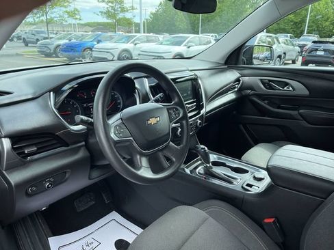 Certified 2019 Chevrolet Traverse LS FWD image 10