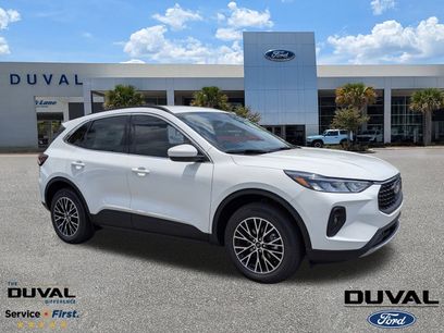 New 2025 Ford Escape SE