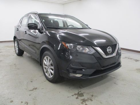 Used 2020 Nissan Rogue Sport SV w/ Technology Package image 1