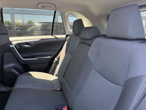 Used 2024 Toyota RAV4 XLE FWD image 7