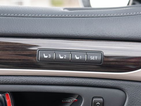 Used 2014 Lexus LS 460 w/ Comfort Package RWD image 40