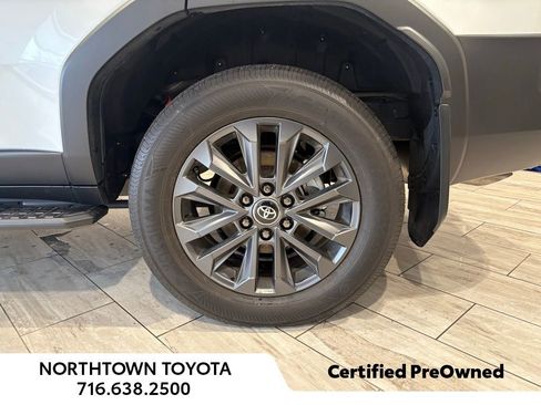 Used 2025 Toyota Land Cruiser w/ Premium Package image 7