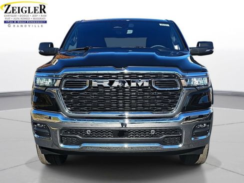 New 2026 RAM 1500 4x4 Crew Cab image 2