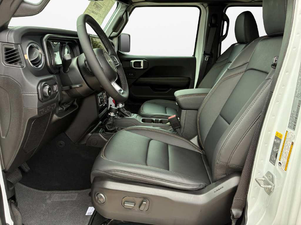 New 2027 Jeep Wrangler Unlimited Sahara AWD/4WD image 18