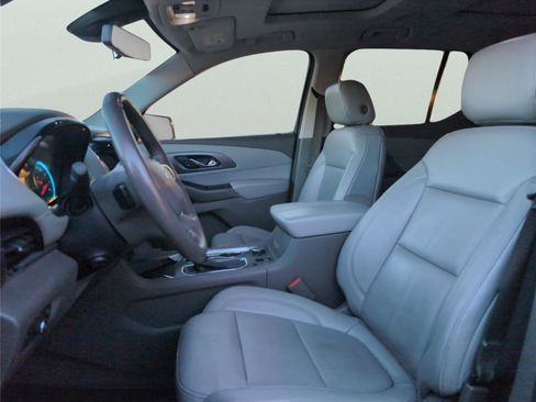 Used 2018 Chevrolet Traverse Premier w/ Driver Confidence II Package image 13