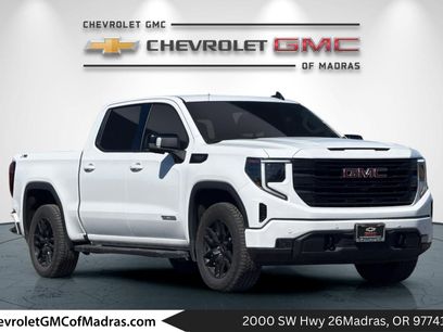 Used 2025 GMC Sierra 1500 Elevation w/ Elevation Premium Package
