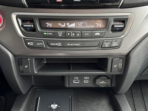 Certified 2025 Honda Passport EX-L image 27