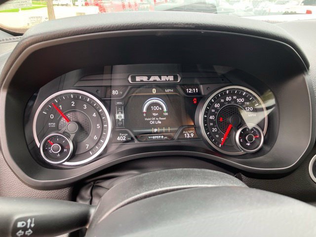 Used 2025 RAM 1500 Warlock AWD/4WD image 17