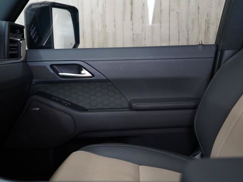 Used 2024 Lexus GX 550 AWD/4WD image 32