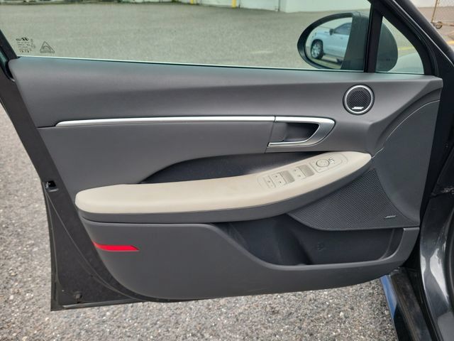 Used 2021 Hyundai Sonata SEL FWD image 24