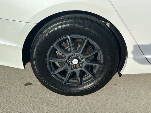 Used 2015 Hyundai Sonata SE w/ Option Group 02 image 15