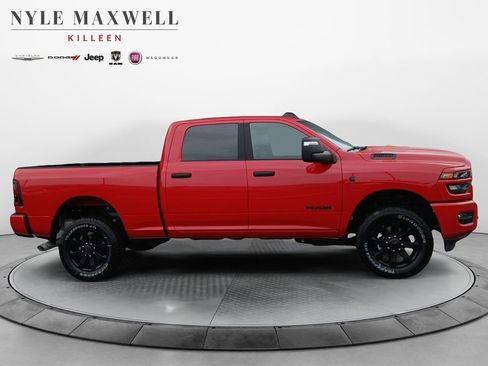 New 2026 RAM 2500 Big Horn AWD/4WD image 17