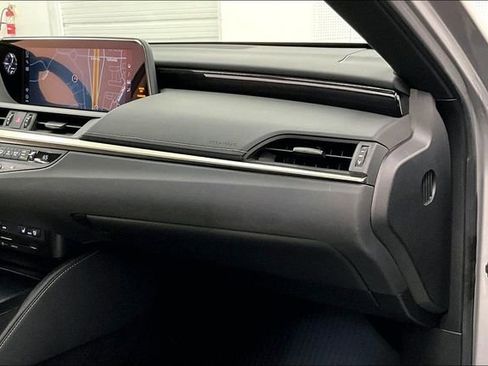 Used 2021 Lexus ES 350 w/ Premium Package image 19